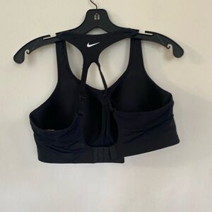 Ladies large Nike zip front sports bra